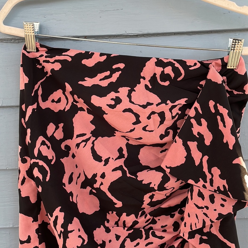 Nasty Gal Ruched High-Waisted Ruffle Mini Skirt - Picture 3 of 7